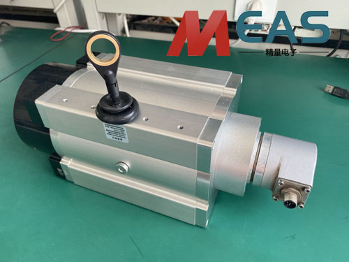 替代15米進(jìn)口拉線位移編碼器今日已測試完畢